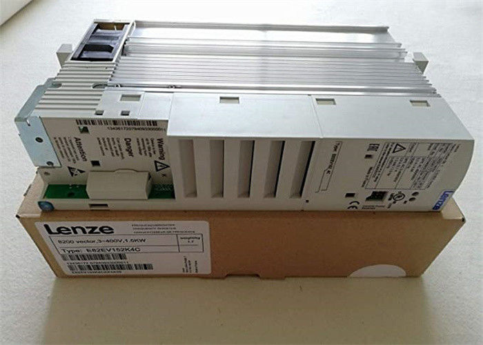 VEKTOR-FREQUENZUMRICHTER-ANTRIEB Lenze E82EV152K4C GAB 3 PHASE 400/500 VAC 50/60 Hz ein