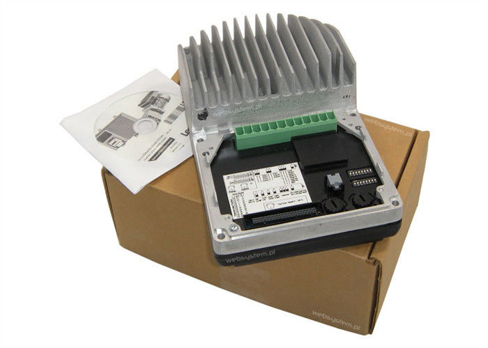 INVERTER Lenze E84DGDVB15242PS FAHREN EINGANGSSPANNUNG MOTEC 8400 400/480 VAC 1,5 Kilowatt