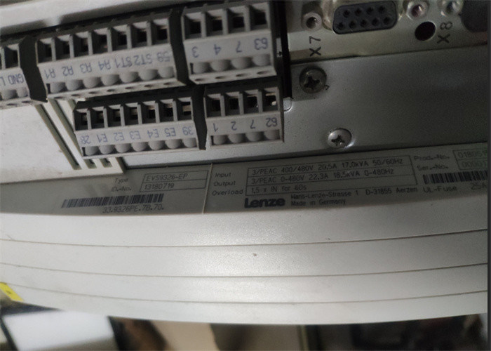SERVOprüfer Lenze EVS9326-EP 9300 REIHE Kilowatt 400/480 VAC-11 (14,75 HP)
