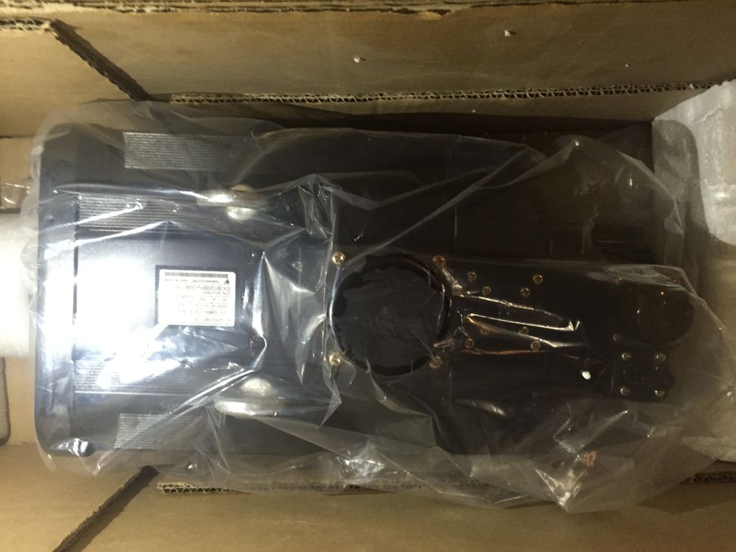 SGMGH-55A2A-YR14 YASKAWA ELEKTRISCHER Wechselstromservomotor 42.1A N.m30.0 r/min 1500