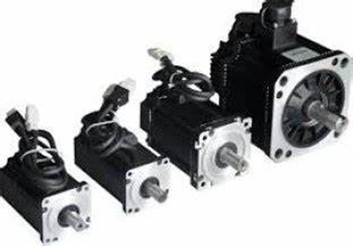 OMRON R88M-G20030H-Z Wechselstrommotor 3000 Kabel U/min 200VAC 200W mit Verbindungsstück