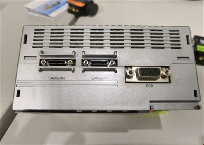 PHOTOELEKTRISCHER PRÜFER PNP Omron ZFX-C25 SENSOR-2-CAMERA 	Programmierbarer Logik-Prüfer PLC