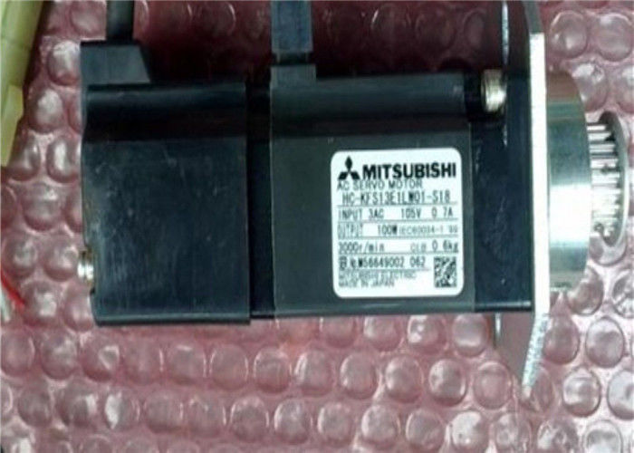 NEUER industrieller Servomotor HC-KFS13E1LW01-S18 3AC 105V 0.7A Mitsubishis 100W