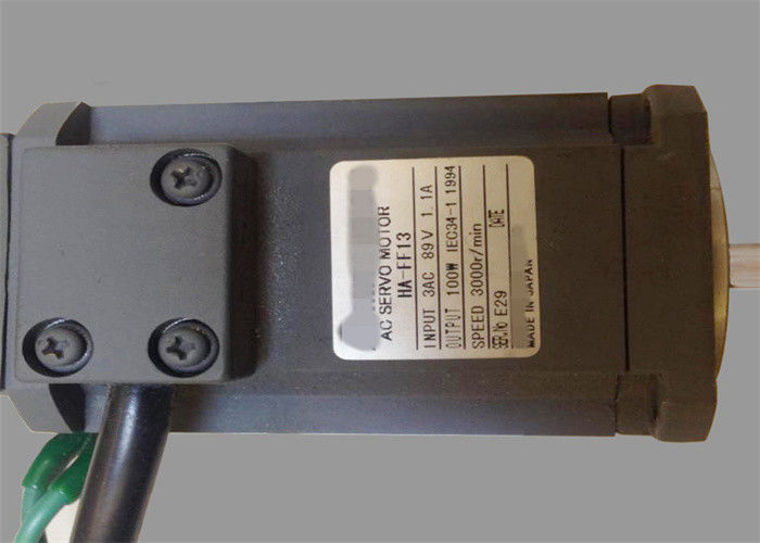 Mitsubishi 100W AC SERVO MOTOR HA-FF13 Eingang 3AC 89V 1.1A Neues auf Lager
