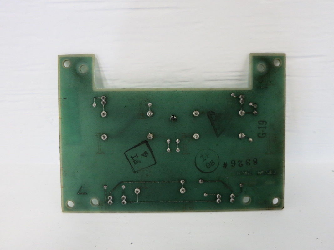 DS3800NTBD-PCB für zwölf Sprungschalter der Mark IV-Serie, die die Platine füllen