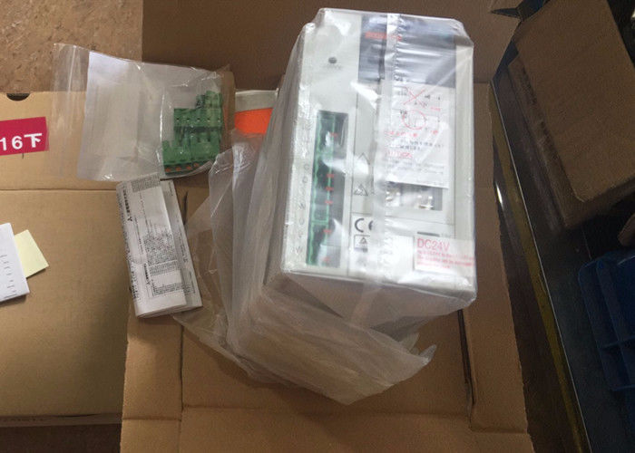Mitsubishi MR-J2 Serie 2kW Servo Verstärker MR-J2S-200B4 Industrieantrieb NEUE