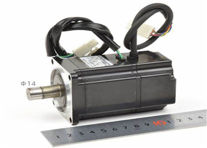 Yaskawa SGM-02B312 Brandneuer Servomotor in Originalkästchen 100V
