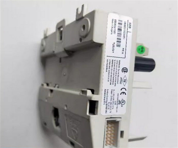 126 mm 5 Zoll Breite Desktop-Stromversorgung für hohe Temperaturbereiche -40 bis 70 °C