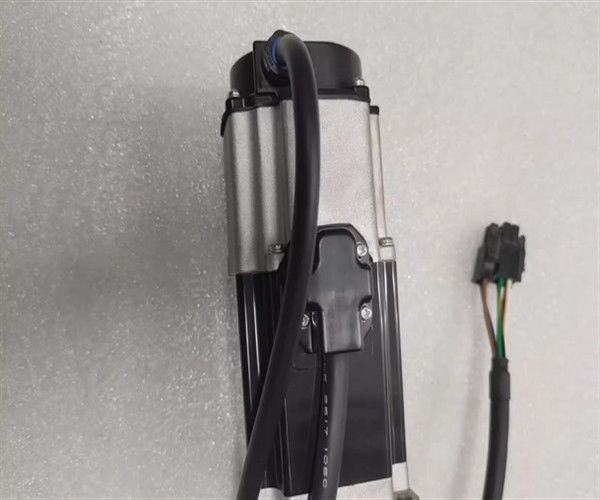 Vollständig geschlossene Industrie-Servomotor mit CE-Kennzeichnung EN61800-5-1 und 3-phasiger 200-Volt-Eingang