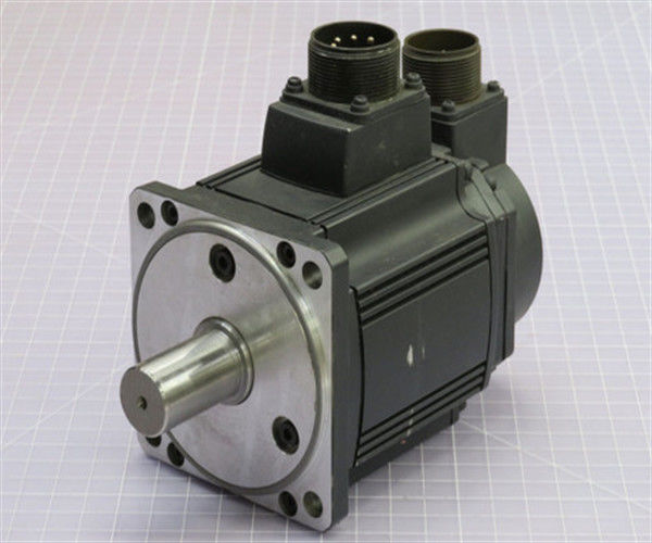Mitsubishi HC-RFS103 AC Servomotor 6.5A 129V 3000RPM 1KW IP65 Neues